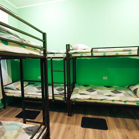 Hostel “Lime” Ivano-Frankivsk Exterior foto